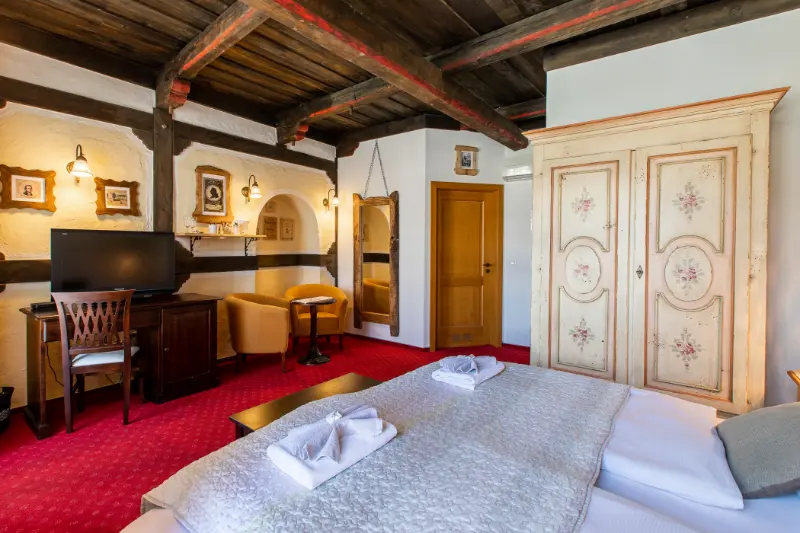 Lectar Room